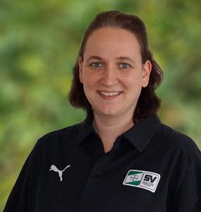 20220209_Annika Hollmann von Bey_285x300px